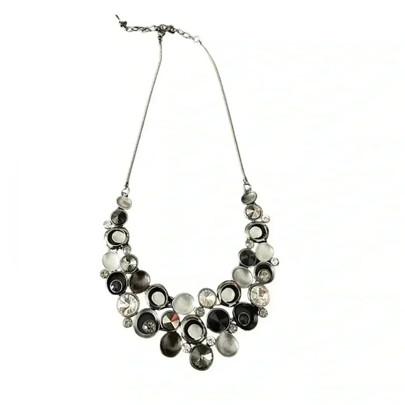 NWOT BLACK SILVER AND WHITE UNIQUE NECKLACE - Picture 2 of 2